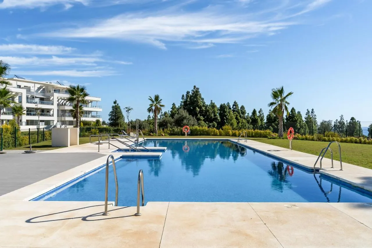 Luxurious Modern Mijas Apartment With Pools & Spa - Perfect For Families & Golfers By Costarentals - Ref 68 El Faro