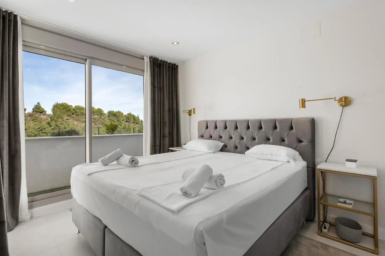 Luxurious Modern Mijas Apartment With Pools & Spa - Perfect For Families & Golfers By Costarentals - Ref 68 El Faro