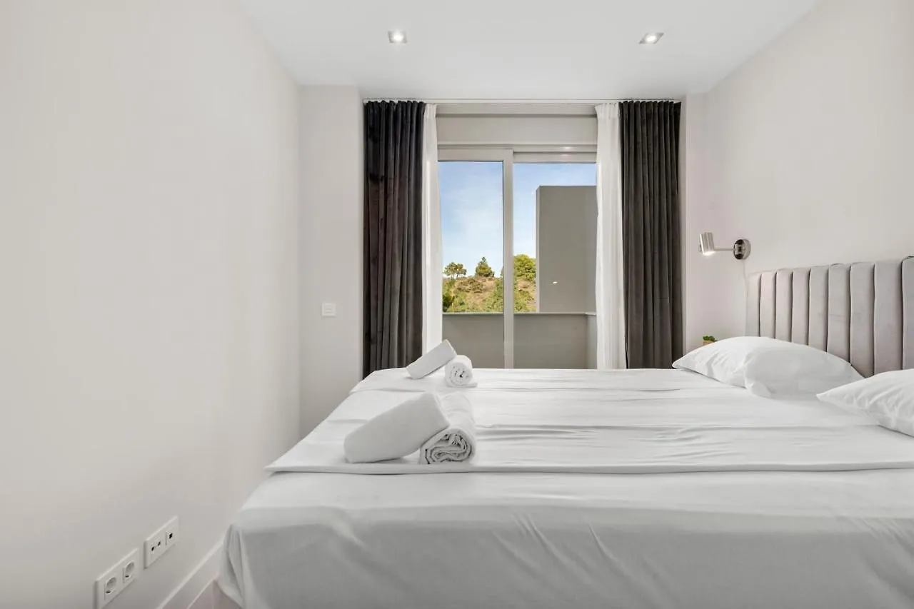 Luxurious Modern Mijas Apartment With Pools & Spa - Perfect For Families & Golfers By Costarentals - Ref 68 El Faro Spain